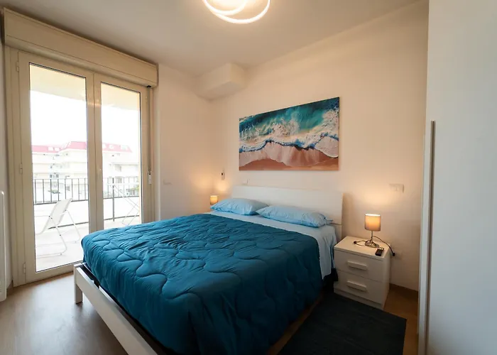 Apartment Incantevole A Due Passi Dal Mare 3 *